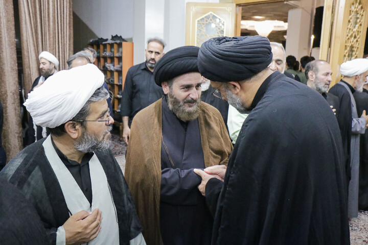 تصاویر/ مراسم ختم قائد شهید اُمت حضرت آیت‌ الله العظمی امام خامنه‌ای از طرف رهبر عظیم‌ الشأن انقلاب در حرم حضرت معصومه سلام‌الله‌علیها