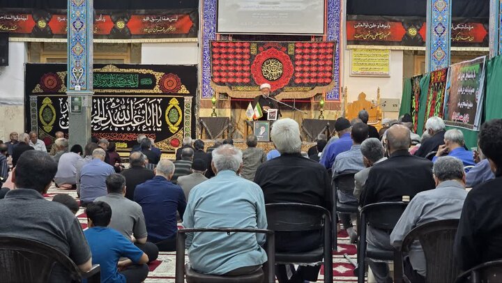 تصاویر/مراسم گرامیداشت آقای شهید ایران در مسجدملا شکرالله