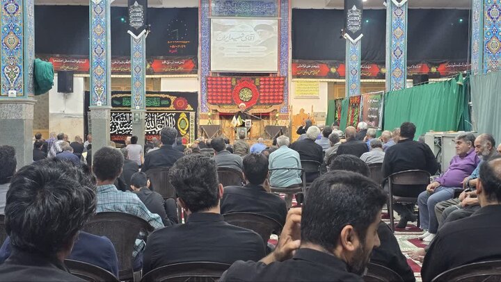 تصاویر/مراسم گرامیداشت آقای شهید ایران در مسجدملا شکرالله