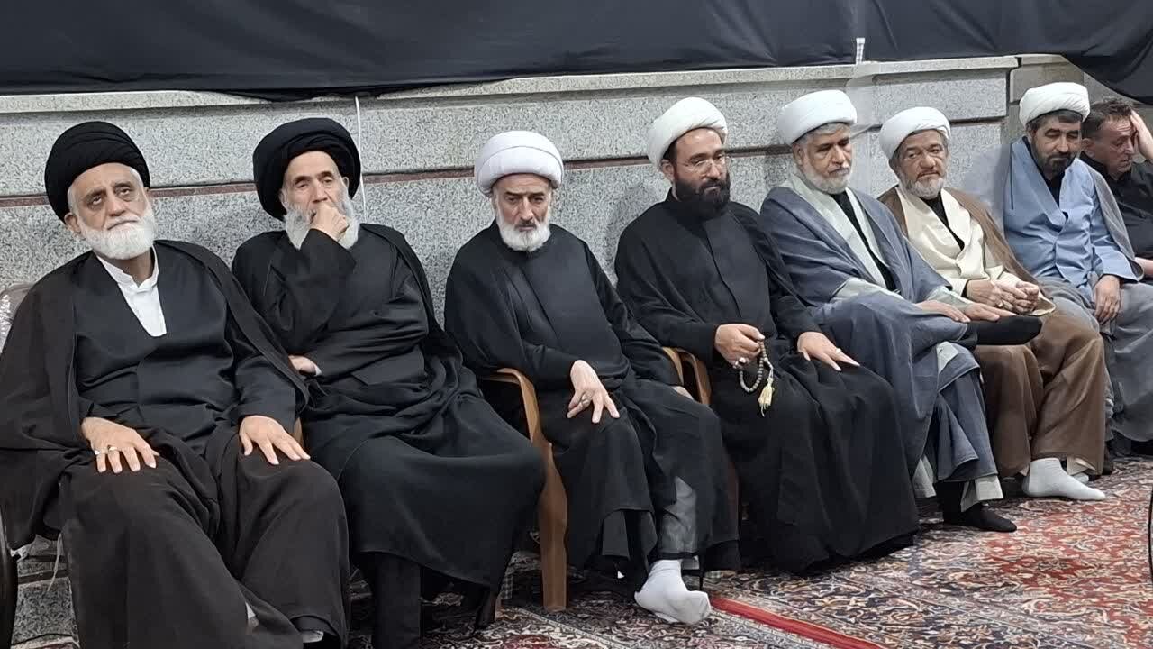 قدرت دفاعی ،هسته ای و پیشرفت های نانو حاصل زحمات رهبر شهیداست/مسئولان باید خدمتشان به مردم را ده برابرکنند
