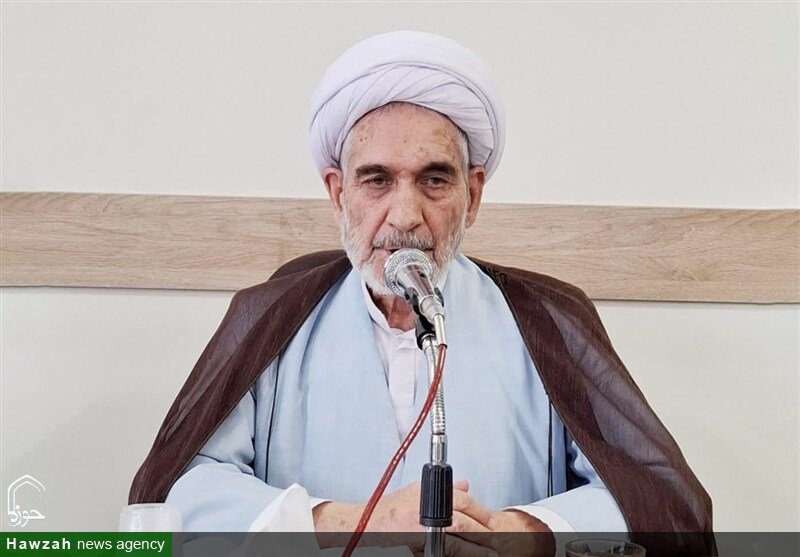 احیای گفتمان قرآنی و تربیت نسل انقلاب از شاخص‌ترین میراث‌های قائد شهید است
