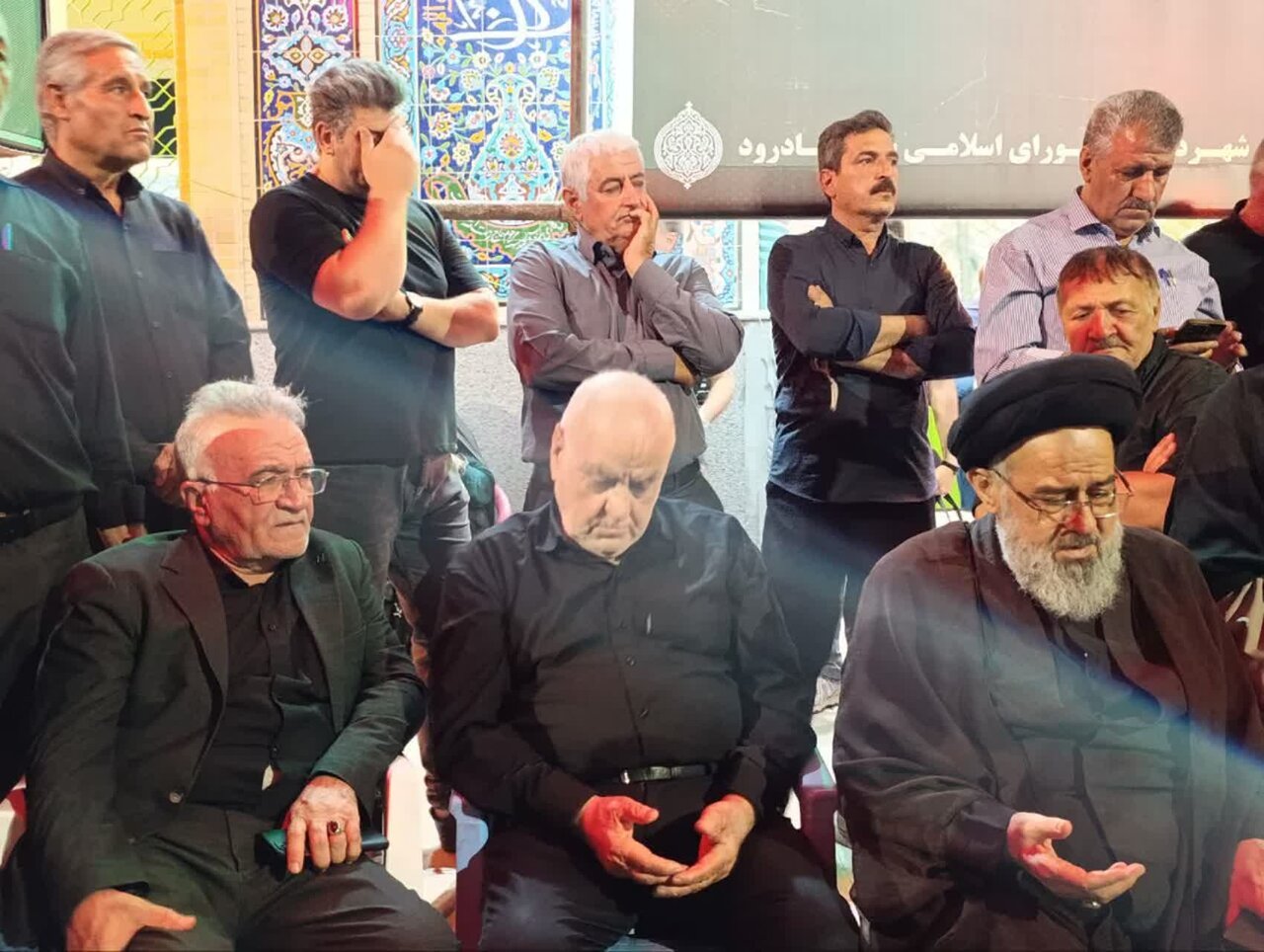 مراسم بزرگداشت « قائد امت درشهر بادرود برگزار شد