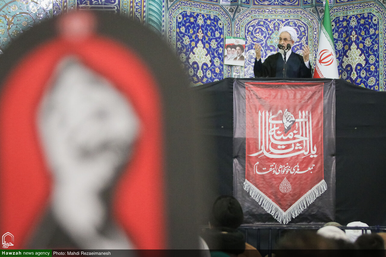۱۲ پیام و درس تمدنی حماسه تاریخی تشییع امام شهید / انتقام خون آقای شهید حق شرعی و قانونی امت است