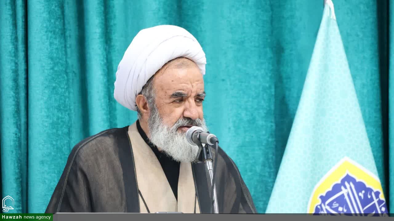 سردار دلها و رهبر شهید تربیت‌یافتگان مکتب ولایت بودند