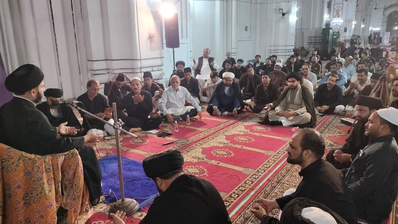 لکهنو میزبان مراسم بزرگداشت رهبر شهید بود