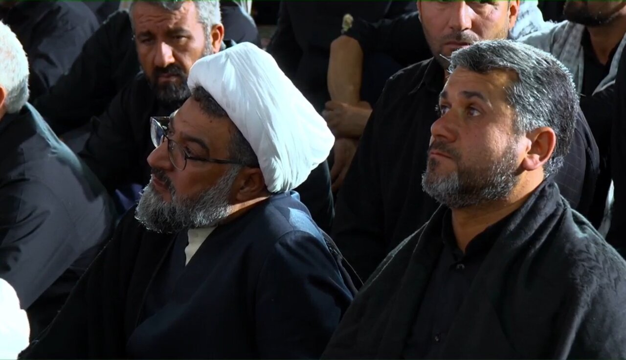 مراسم بزرگداشت امام شهید در حرم مطهر رضوی