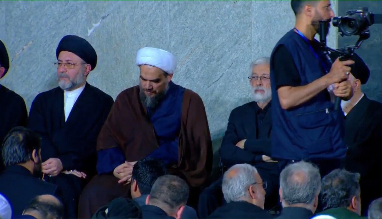 مراسم بزرگداشت امام شهید در حرم مطهر رضوی