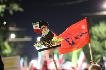 فیلم| رودسری ها همچنان پای کار انقلاب