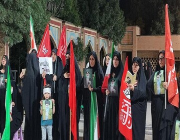 تصاویر/ برگزاری تجمع مردمی در صالح‌آباد و تجدید عهد با رهبر شهید انقلاب