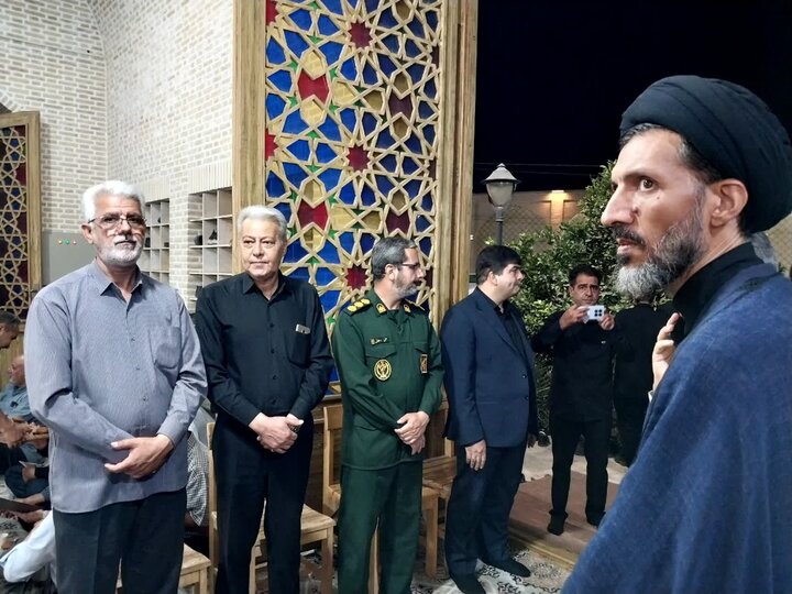 تصاویر/ مراسم باشکوه بزرگداشت قائد امت، امام شهید آیت‌الله العظمی سید علی حسینی خامنه‌ای (رضوان‌الله تعالی علیه) برگزار شد