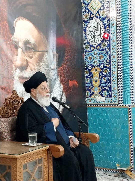 تصاویر/ مراسم باشکوه بزرگداشت قائد امت، امام شهید آیت‌الله العظمی سید علی حسینی خامنه‌ای (رضوان‌الله تعالی علیه) برگزار شد