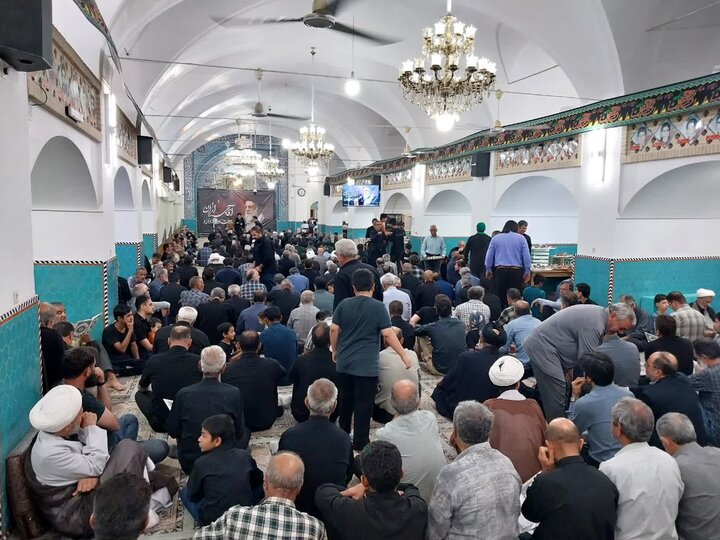 تصاویر/ مراسم باشکوه بزرگداشت قائد امت، امام شهید آیت‌الله العظمی سید علی حسینی خامنه‌ای (رضوان‌الله تعالی علیه) برگزار شد