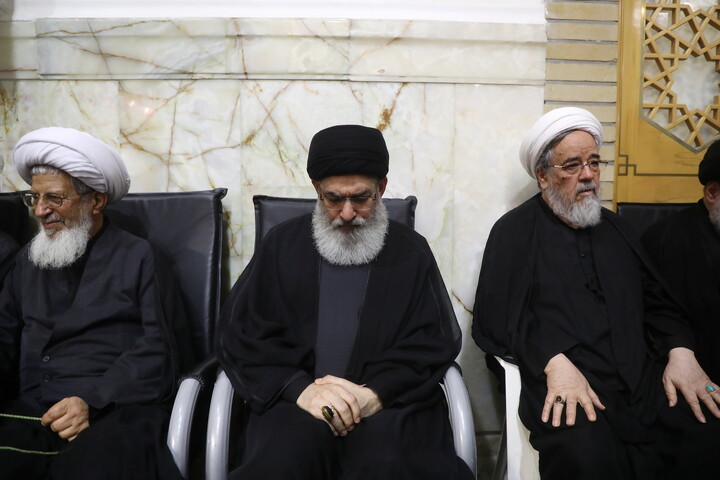 تصاویر/ مراسم بزرگداشت قائد شهید اُمت آیت‌ الله العظمی امام خامنه‌ای(ره) از طرف رهبر معظم انقلاب در حرم حضرت معصومه (س)