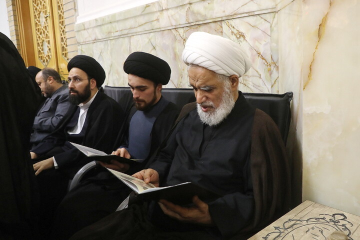 تصاویر/ مراسم بزرگداشت قائد شهید اُمت آیت‌ الله العظمی امام خامنه‌ای(ره) از طرف رهبر معظم انقلاب در حرم حضرت معصومه (س)