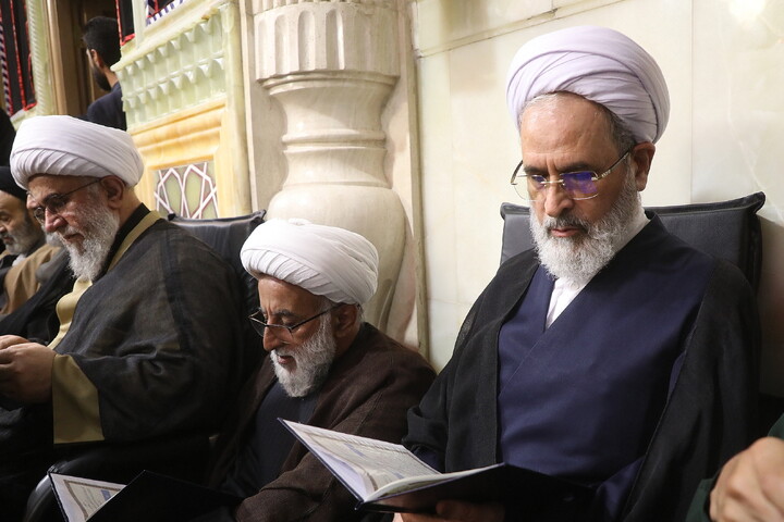 تصاویر/ مراسم بزرگداشت قائد شهید اُمت آیت‌ الله العظمی امام خامنه‌ای(ره) از طرف رهبر معظم انقلاب در حرم حضرت معصومه (س)