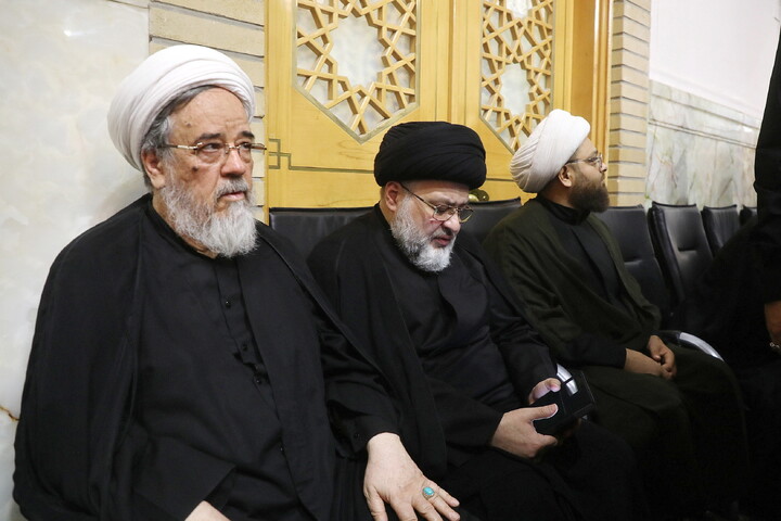 تصاویر/ مراسم بزرگداشت قائد شهید اُمت آیت‌ الله العظمی امام خامنه‌ای(ره) از طرف رهبر معظم انقلاب در حرم حضرت معصومه (س)