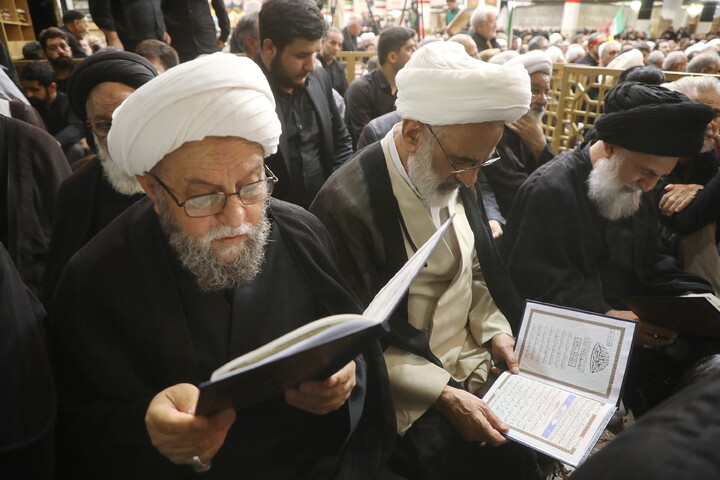 صاویر/ مراسم بزرگداشت قائد شهید اُمت آیت‌ الله العظمی امام تصاویر/ مراسم بزرگداشت قائد شهید اُمت آیت‌ الله العظمی امام خامنه‌ای(ره) از طرف رهبر معظم انقلاب در حرم حضرت معصومه (س)(ره) از طرف رهبر معظم انقلاب در حرم حضرت معصومه (س)