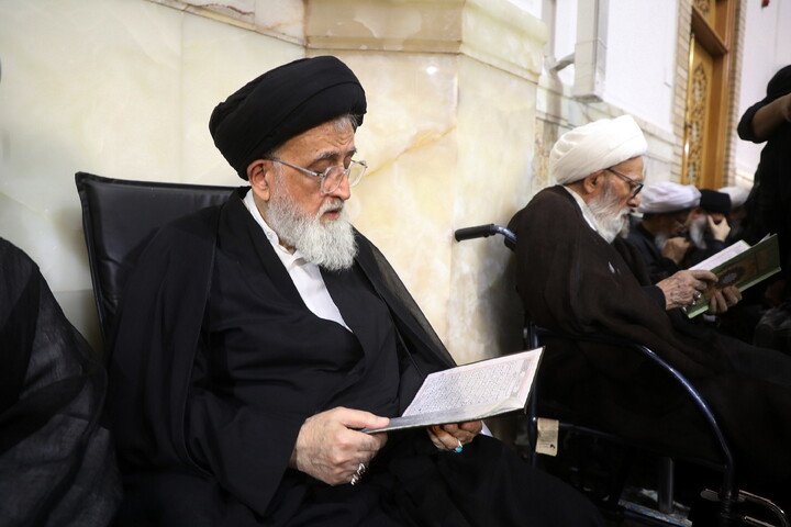 تصاویر/ مراسم بزرگداشت قائد شهید اُمت آیت‌ الله العظمی امام خامنه‌ای(ره) از طرف رهبر معظم انقلاب در حرم حضرت معصومه (س)