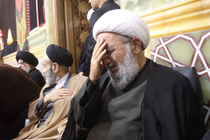 تصاویر/ مراسم بزرگداشت قائد شهید اُمت آیت‌ الله العظمی امام خامنه‌ای(ره) از طرف رهبر معظم انقلاب در حرم حضرت معصومه (س)