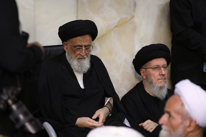 تصاویر/ مراسم بزرگداشت قائد شهید اُمت آیت‌ الله العظمی امام خامنه‌ای(ره) از طرف رهبر معظم انقلاب در حرم حضرت معصومه (س)