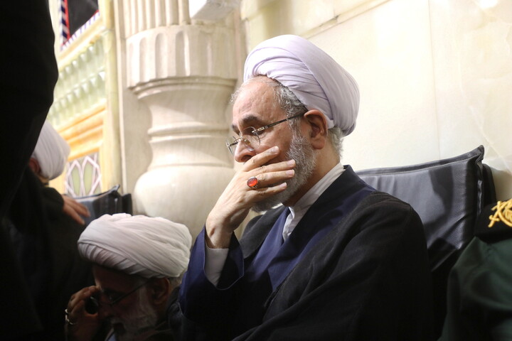 تصاویر/ مراسم بزرگداشت قائد شهید اُمت آیت‌ الله العظمی امام خامنه‌ای(ره) از طرف رهبر معظم انقلاب در حرم حضرت معصومه (س)