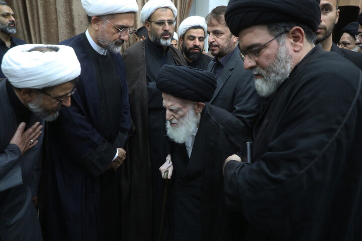 تصاویر/ مراسم بزرگداشت قائد شهید اُمت آیت‌ الله العظمی امام خامنه‌ای(ره) از طرف رهبر معظم انقلاب در حرم حضرت معصومه (س)