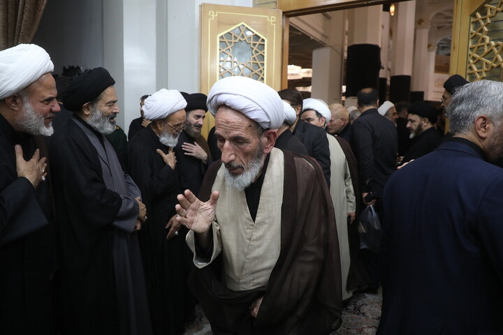 تصاویر/ مراسم بزرگداشت قائد شهید اُمت آیت‌ الله العظمی امام خامنه‌ای(ره) از طرف رهبر معظم انقلاب در حرم حضرت معصومه (س)