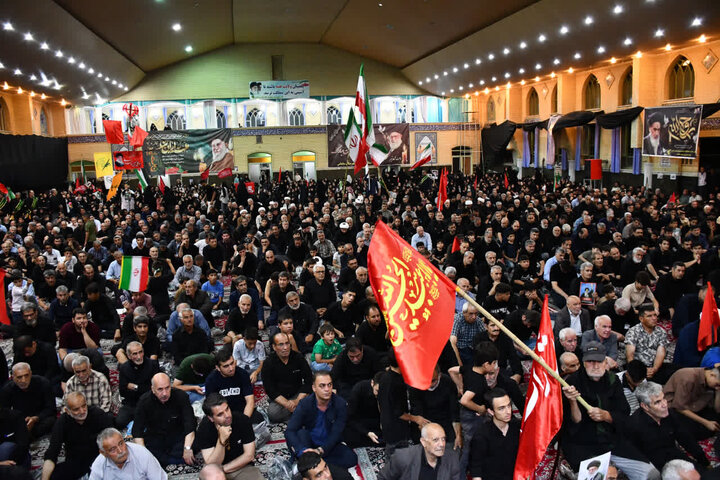 تصاویر/  آئین سوگواری «رهبر شهید ایران» در مصلی امام خمینی(ره) سلماس
