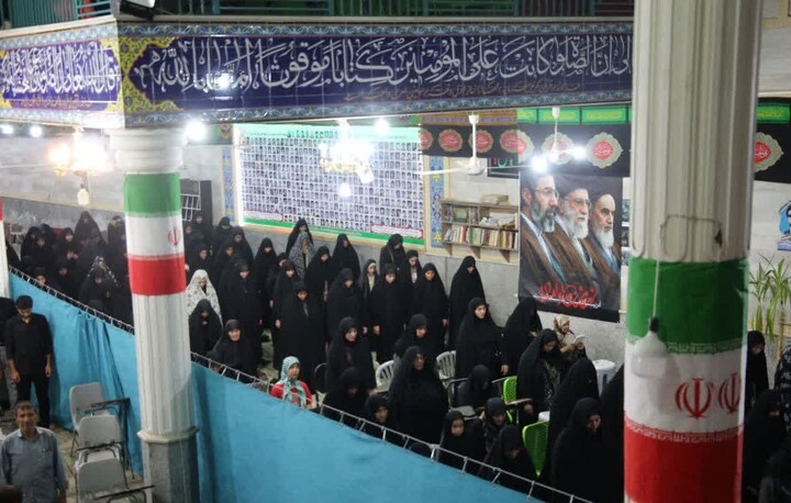 تصاویر / برگزاری مراسم نماز لیلة‌الدفن رهبر شهید و تجمعات مردمی در اسدآباد