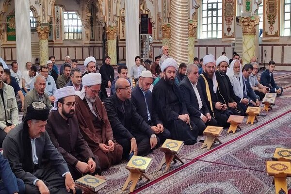تصاویر/ بزرگداشت امام و رهبر شهید انقلاب در مسجد شافعی کرمانشاه با حضور استاندار