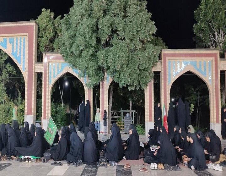 تصاویر/ برگزاری تجمع مردمی در صالح‌آباد و تجدید عهد با رهبر انقلاب