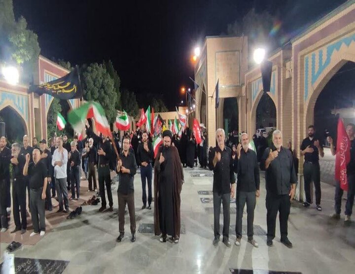 تصاویر/ برگزاری تجمع مردمی در صالح‌آباد و تجدید عهد با رهبر انقلاب