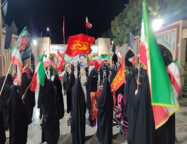 تصاویر/ برگزاری تجمع مردمی در صالح‌آباد و تجدید عهد با رهبر انقلاب