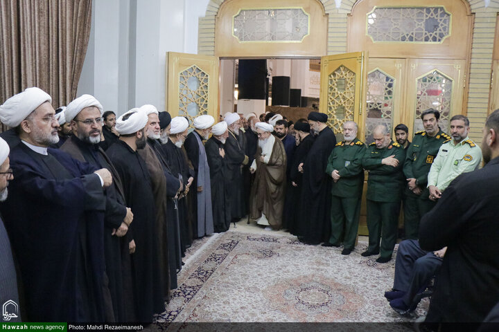 Photos/Hommage au Guide martyr : Les hautes autorités de l’État réunies au Sanctuaire de Fatima Ma’soumeh