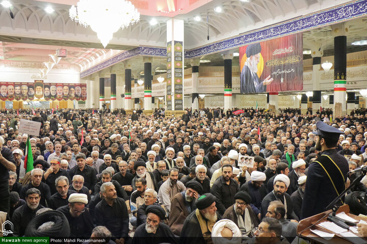 Photos/Hommage au Guide martyr : Les hautes autorités de l’État réunies au Sanctuaire de Fatima Ma’soumeh
