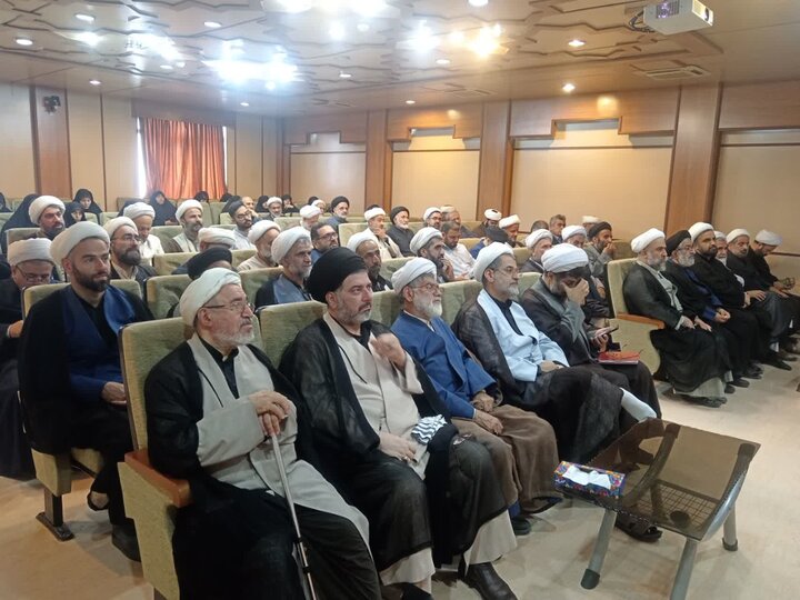 تصاویر/ بزرگداشت شهادت رهبر شهید (ره) در دفتر مرجع عالیقدر، آیت الله جوادی آملی در شهرستان آمل
