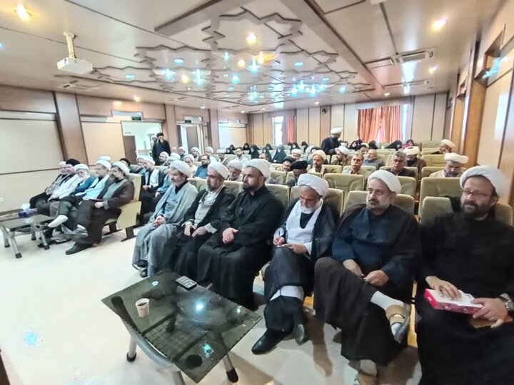 تصاویر/ بزرگداشت شهادت رهبر شهید (ره) در دفتر مرجع عالیقدر، آیت الله جوادی آملی در شهرستان آمل