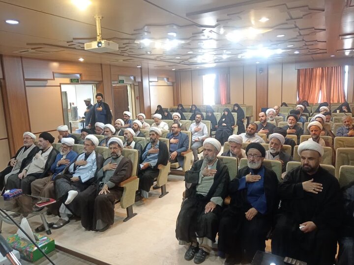 تصاویر/ بزرگداشت شهادت رهبر شهید (ره) در دفتر مرجع عالیقدر، آیت الله جوادی آملی در شهرستان آمل