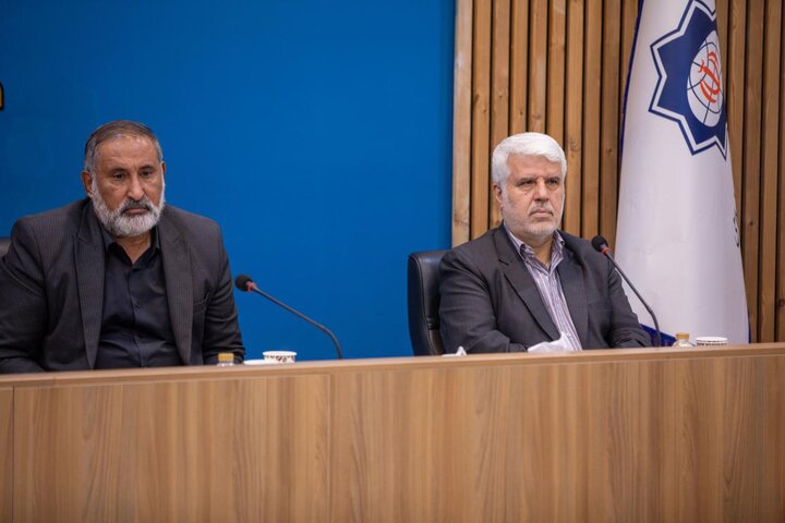 تصاویر/ نشست خبری جایزه جهانی شعر امام شهید