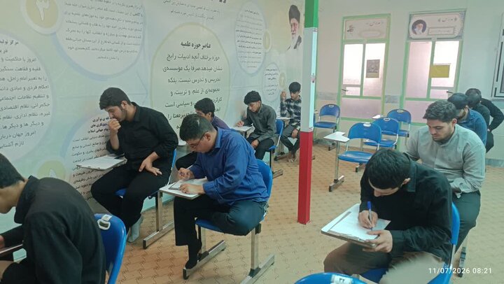 تصاویر/امتحانات پایان ترم طلاب مدرسه علمیه بقیة‌الله الاعظم (عج) دلفان