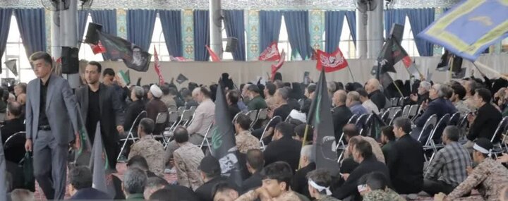 تصاویر/مراسم یادبود قائد شهید ملت در مصلای اراک