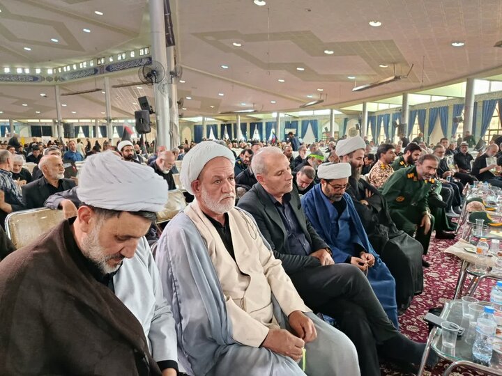 تصاویر/مراسم یادبود قائد شهید ملت در مصلای اراک