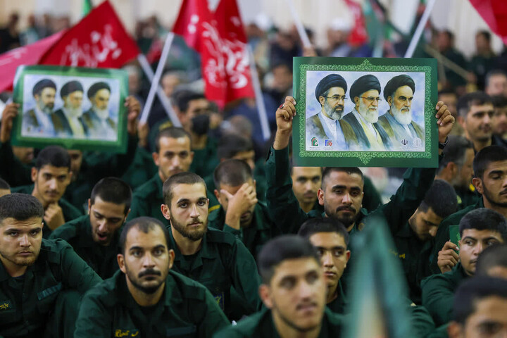 تصاویر / مراسم بزرگداشت قائد شهید امت حضرت آیت‌الله سید علی خامنه‌ای در مصلای امام خمینی (ره) تبریز