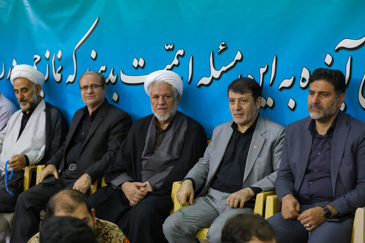 تصاویر / مراسم بزرگداشت قائد شهید امت حضرت آیت‌الله سید علی خامنه‌ای در مصلای امام خمینی (ره) تبریز