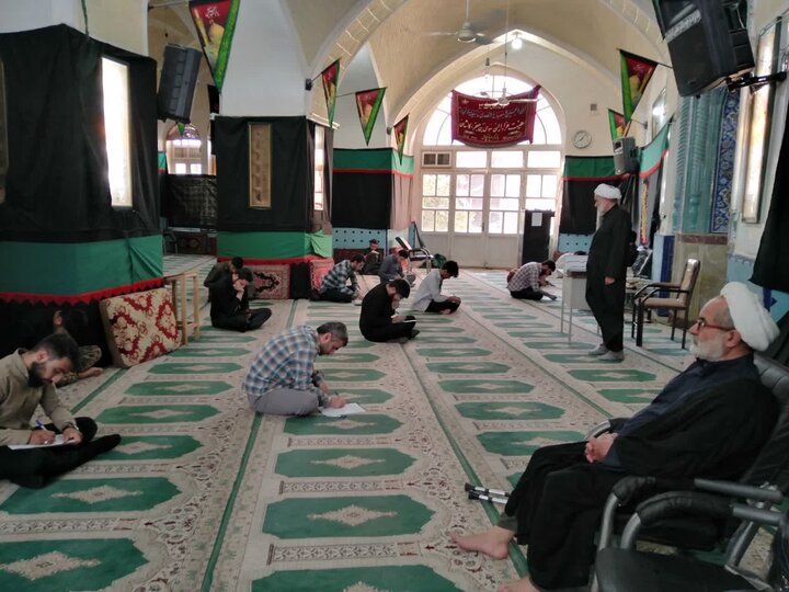 تصاویر/ امتحانات نیم‌سال دوم سال تحصیلی جاری طلاب مدرسه علمیه آیت‌الله مدنی کاشانی(ره)