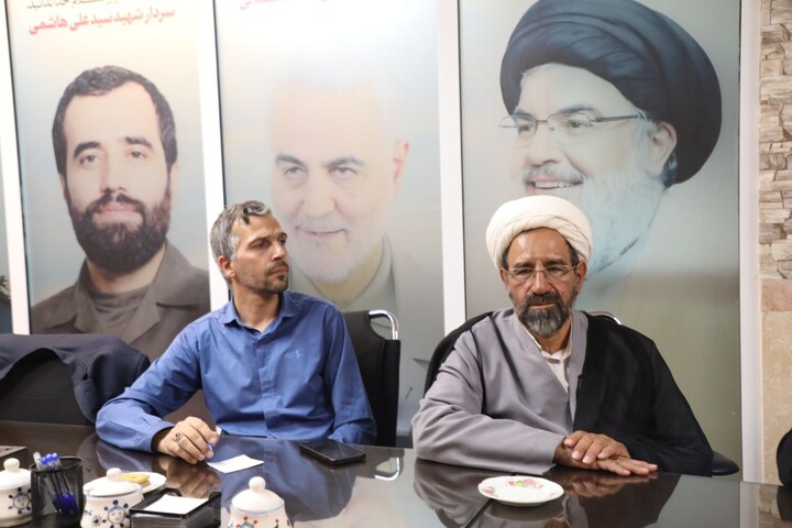 تصاویر/ مراسم گرامیداشت رهبر شهید در حوزه علمیه یزد برگزار می شود