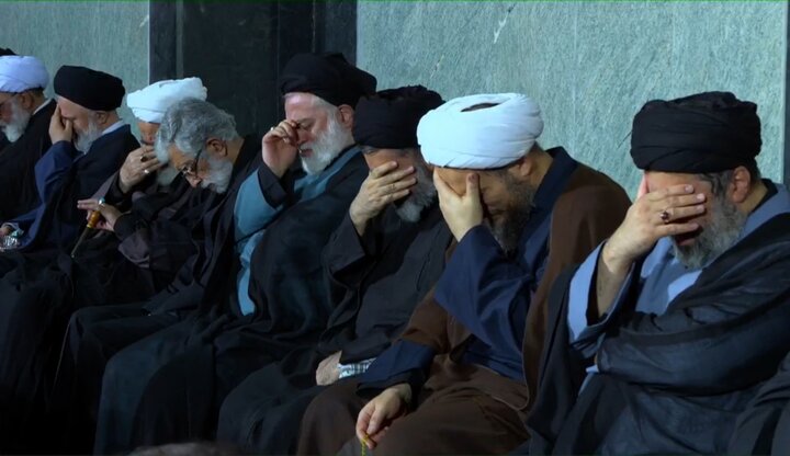 تصاویر/ مراسم بزرگداشت رهبرشهید در حرم مطهر رضوی