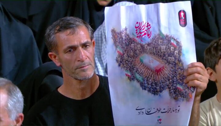 تصاویر/ مراسم بزرگداشت رهبرشهید در حرم مطهر رضوی