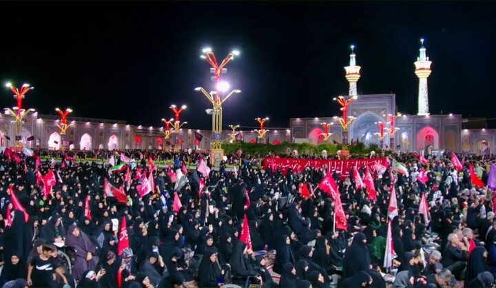 تصاویر/ مراسم بزرگداشت رهبرشهید در حرم مطهر رضوی