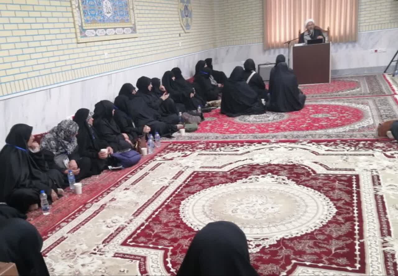 جامعه الزهرا سلاماللهعلیها میزبان نخبگان بینالمللی؛ از تبیین الگوهای تربیتی تا راهبردهای نبرد تمدنی با نظام سلطه جامعه الزهرا سلاماللهعلیها میزبان نخبگان بینالمللی؛ از تبیین الگوهای تربیتی تا راهبردهای نبرد تمدنی با نظام سلطه